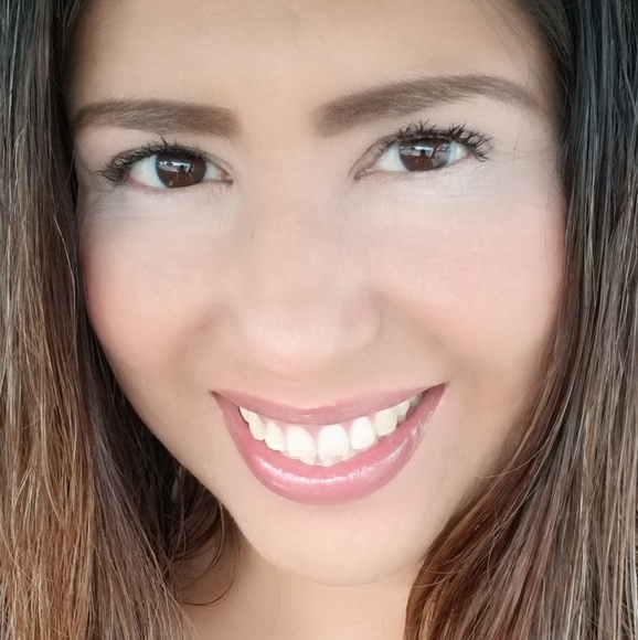 Meet your Posher, Marta - Picture 1 of 1